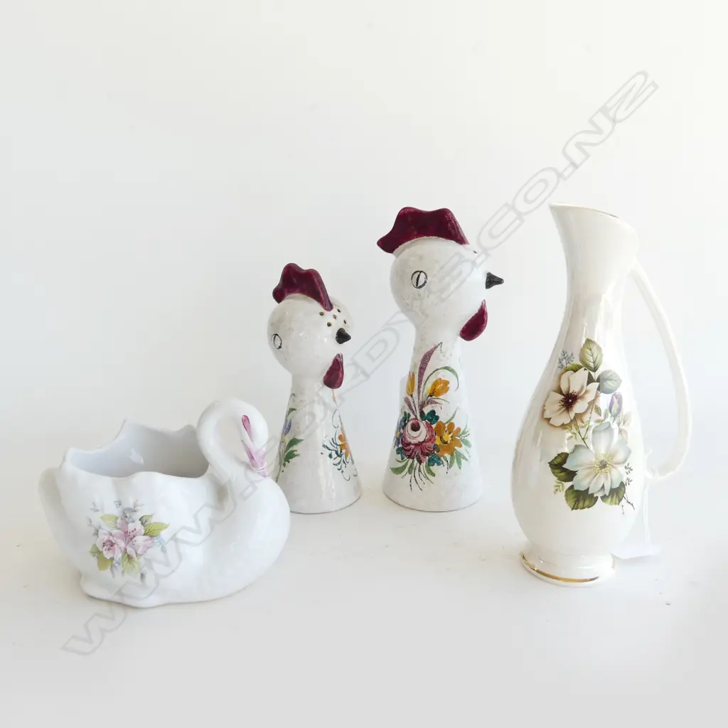 ITALIAN CERAMIC SWAN (L170mm) PR ITALIAN POTTERY ROOSTER S&P SHAKERS & TITIAN JUG c.1958-65 (H. 240mm) Image 1++