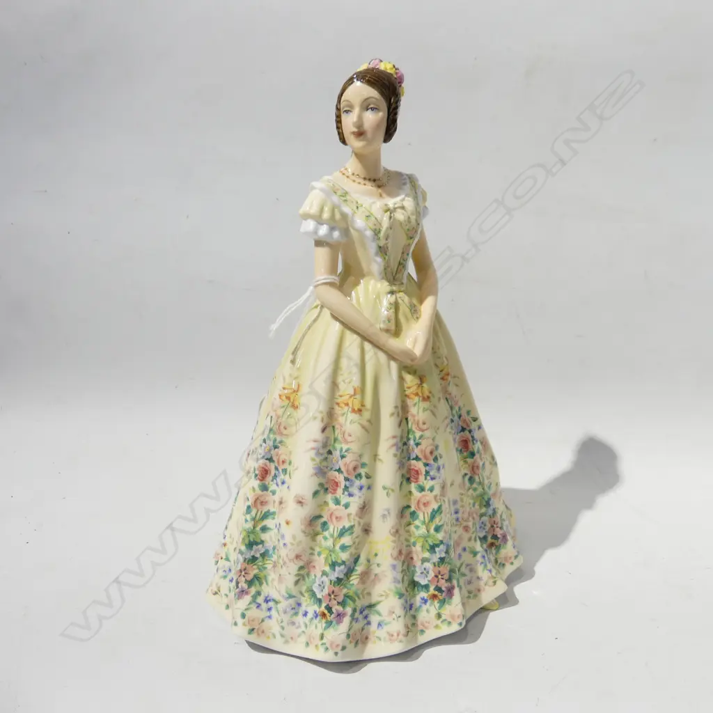 ROYAL DOULTON LTD. ED. FIGURE YOUNG QUEEN VICTORIA, H.220mm, BOXED AS NEW Image 1++