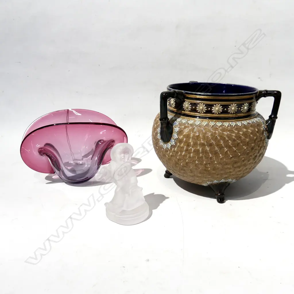DOULTON LAMBETH 'COULDRON' VASE + 2 PCES GLASS; SHELL VASE, GOEBEL HUMMEL FIGURINE H.85mm Image 1++