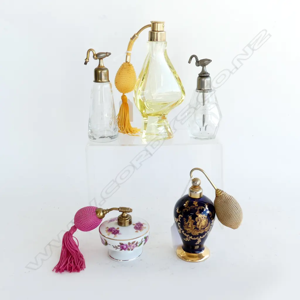 FIVE CHINA AND GLASS PERFUME BOTTLES Image 1++