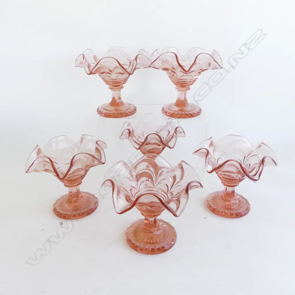 SET OF 6 PINK DEPRESSION GLASS COMPORTS PARFAIT DISHES D. 150mm (ONE A/F) Image 1++