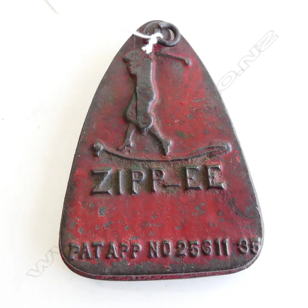 1930’s ZIPP-EE CAST IRON GOLFING PRACTICE WEIGHT TEE PATENT NO. L. 135MM Image 1++