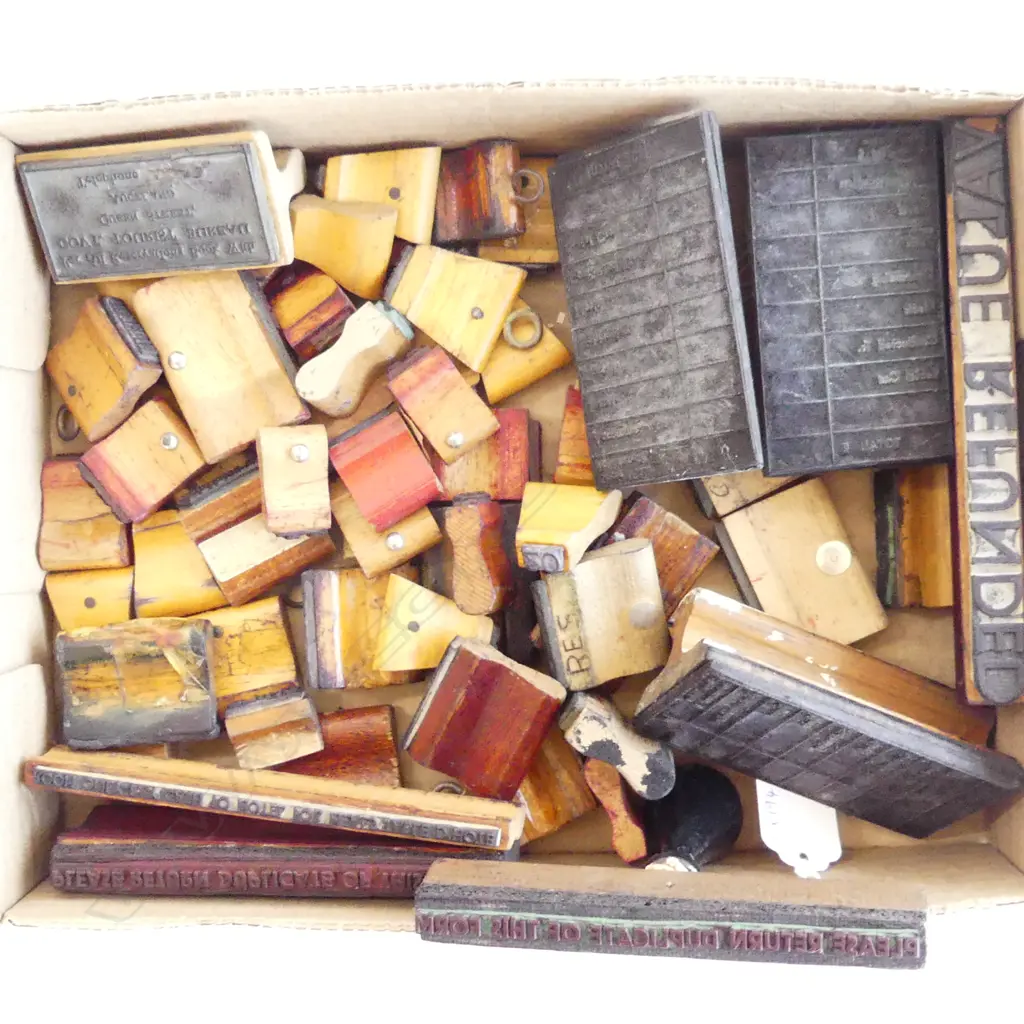 COLLECTION OF VINTAGE WOODEN OFFICE STAMPS Image 1++