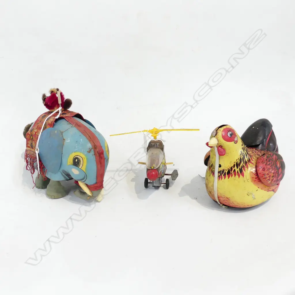 3 VINTAGE TIN TOYS ELEPHANT L200MM CHICKEN L170MM & HELICOPTER L220MM Image 1++