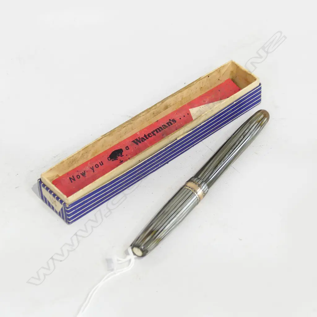 VINTAGE WATERMANS FOUNTAIN PEN - 14CT NIB, BOXED Image 1++