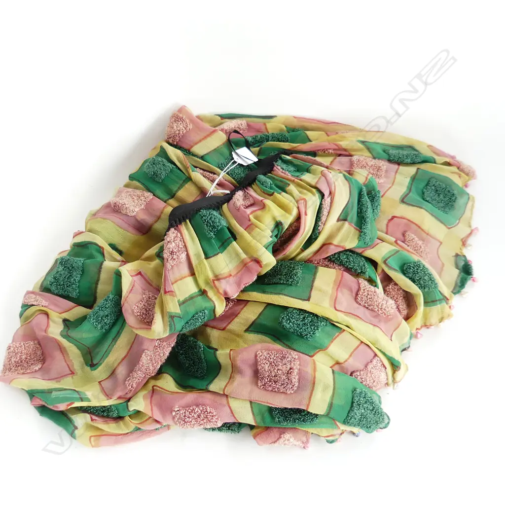UNIQUE MARYLIN SAINTY DESIGNED SKIRT... Image 1++