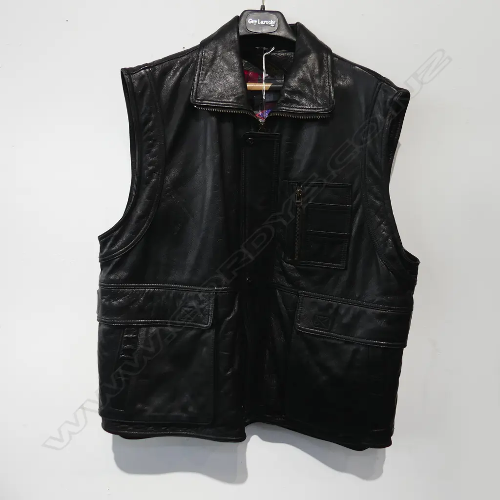 RTV VERDUCCI SLEEVELESS XL LEATHER JACKET - AS NEW w. TAGS... Image 1++