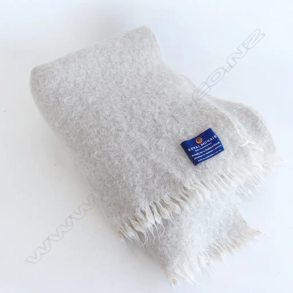 100% MOHAIR BLANKET NZ MADE Image 1++
