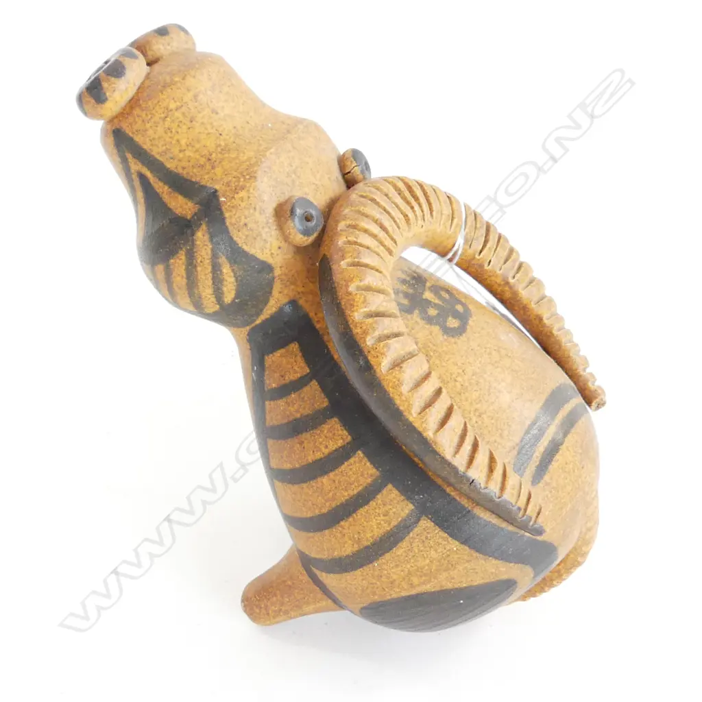 ANNEKE BORREN STUDIO POTTERY HORNED ANIMAL L.210mm Image 1++