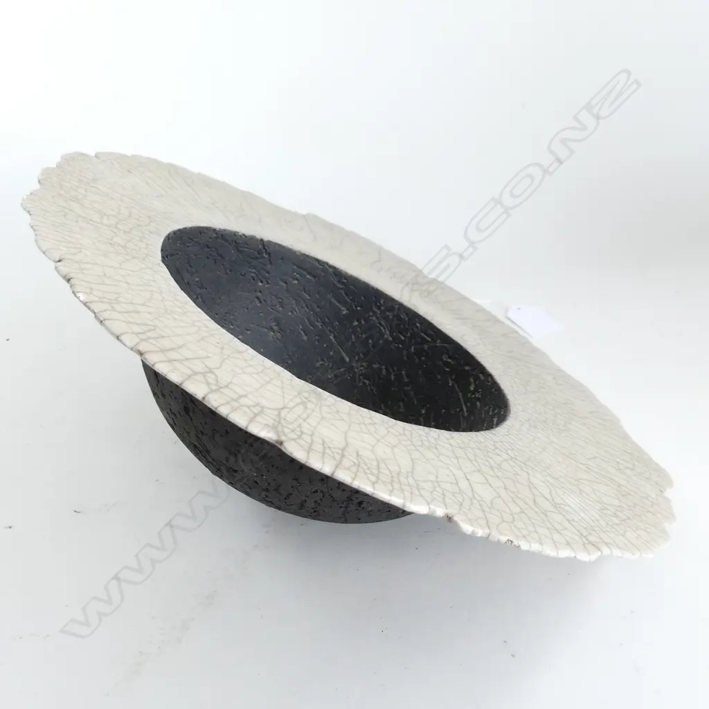 RICK RUDD STUDIO CERAMIC BOWL, CRACKLE GLAZE RIM w. MINOR LOSS 315mm dia Image 1++