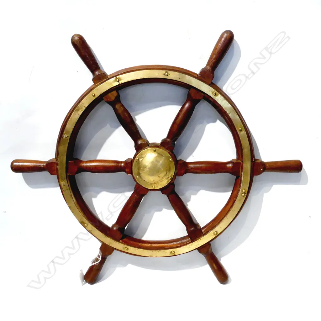VINTAGE STYLE SHIPS WHEEL 630mm dia Image 1++