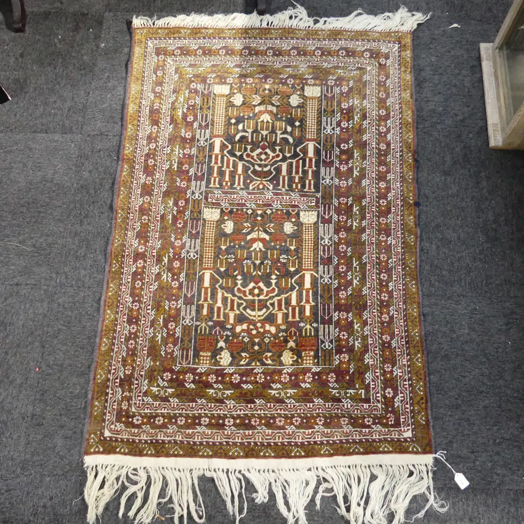 HAND KNOTTED WOOL PILE RUG 1400x920mm Image 1++