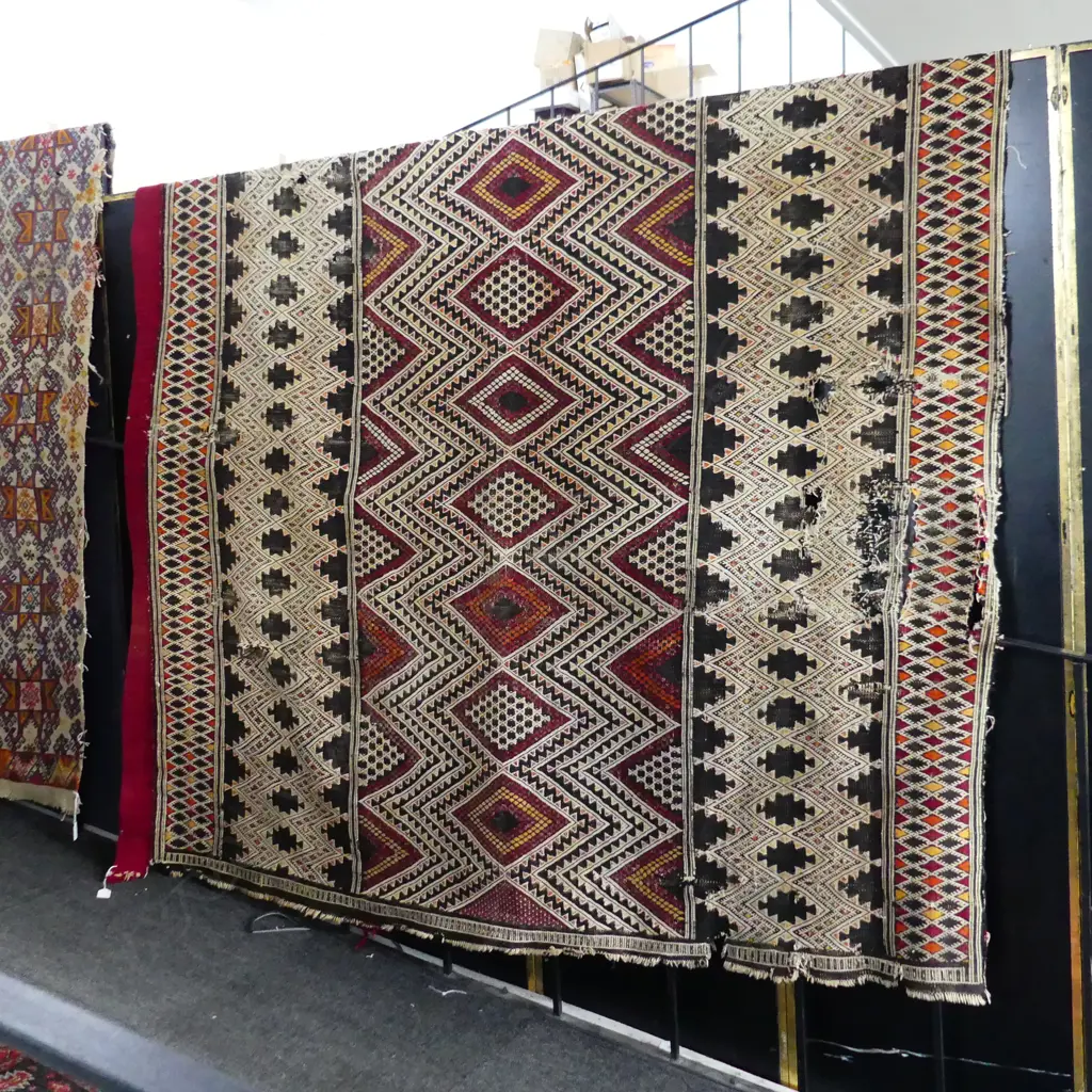 LG KELIM RUG (FAULTS) 3000x1800mm Image 1++