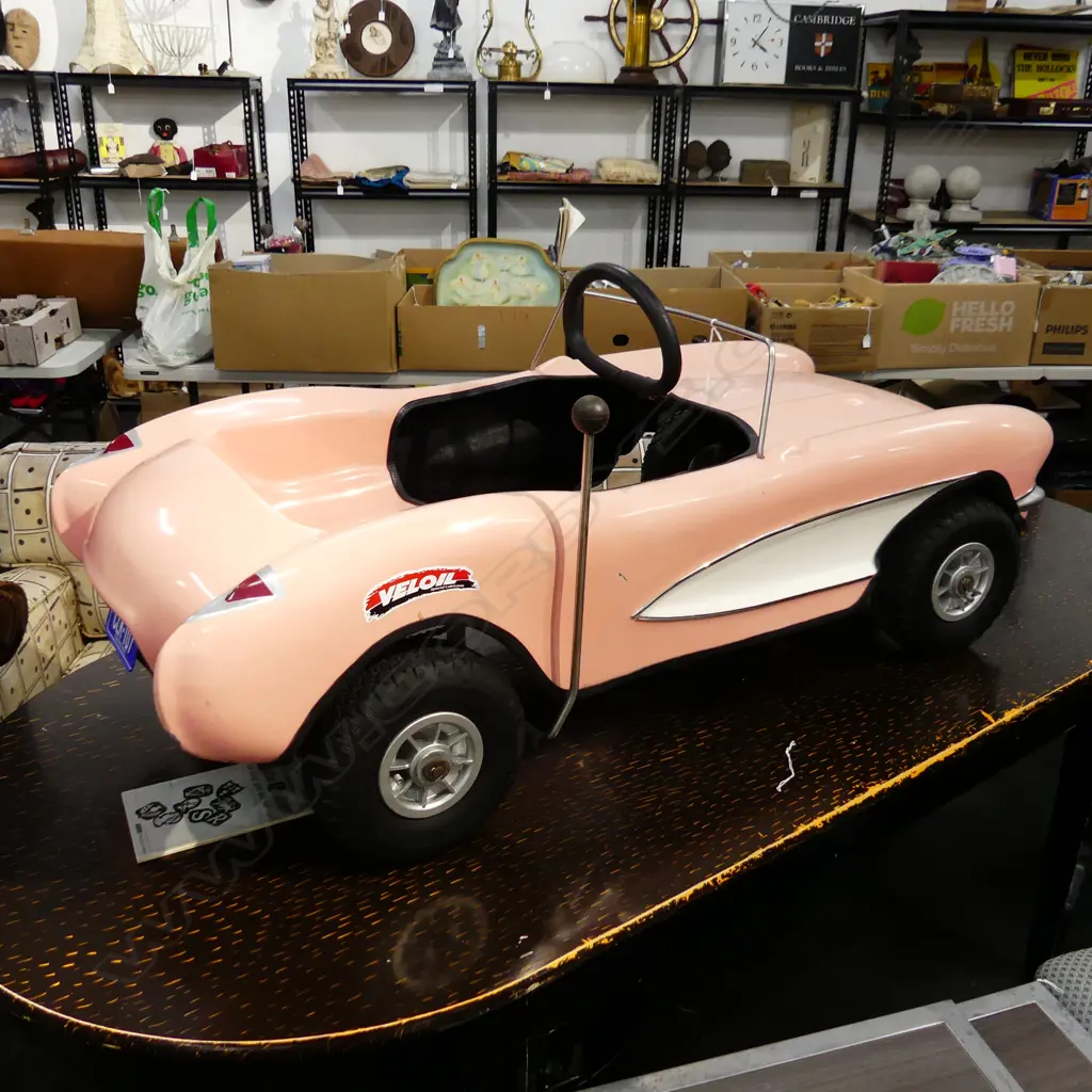 VINTAGE 1970s 1958 PINK CORVETTE CHILDS PEDAL CAR L.1350mm Image 1++
