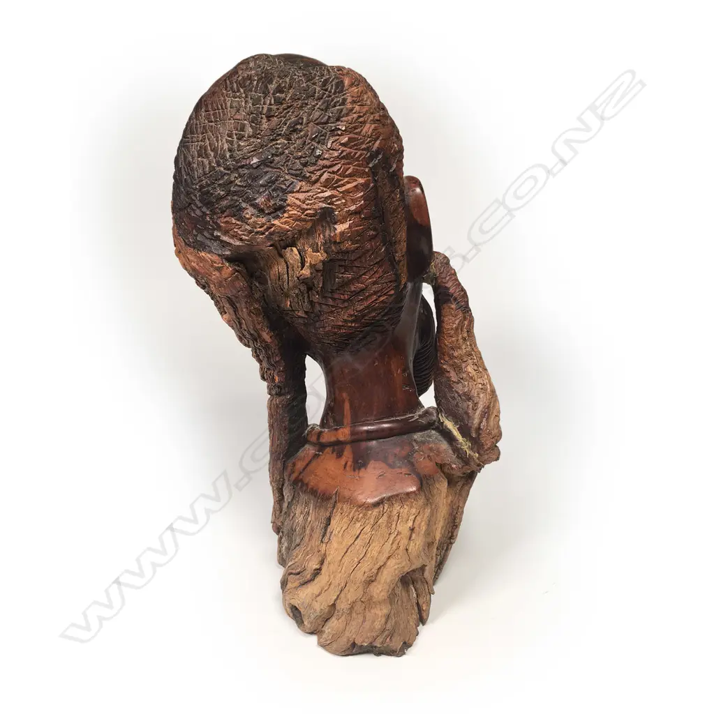 Old African hardwood Shona bust of a bearded gent Image 1++