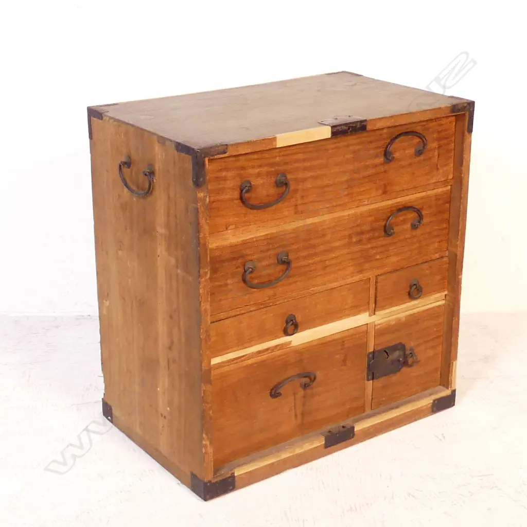OLD JAPANESE SMALL TANSU CHEST  5 drawers + 1 door. Image 1++