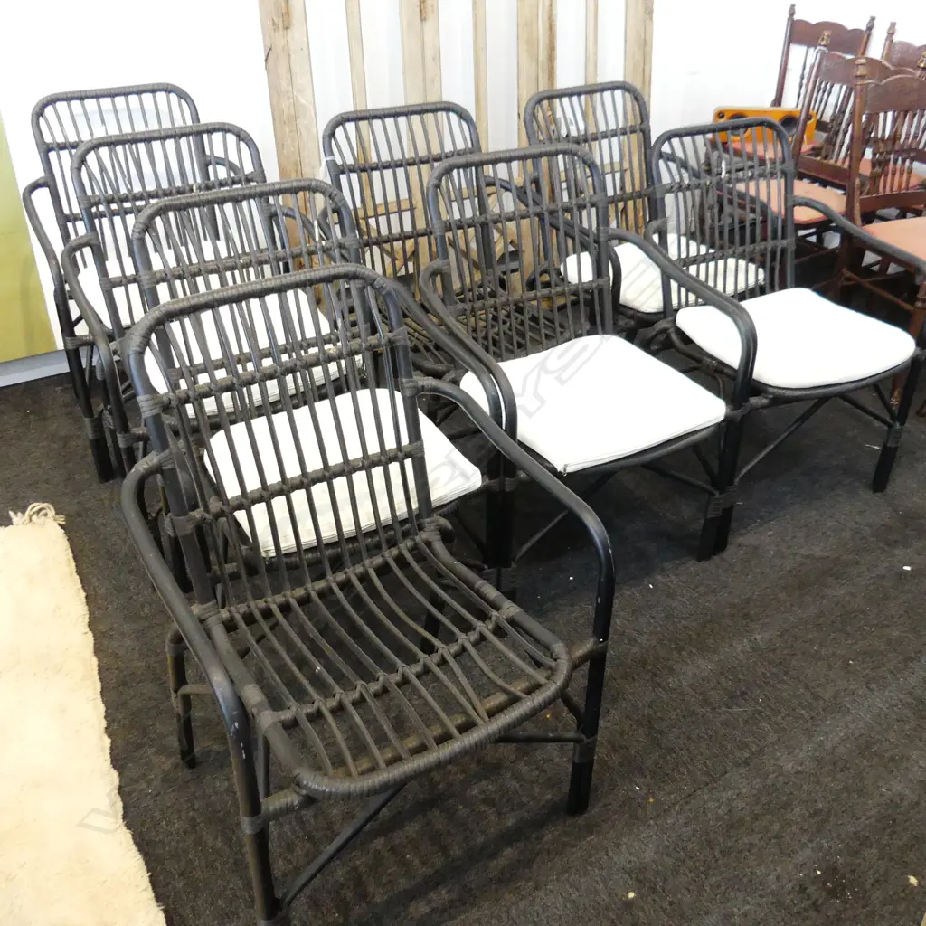 8 BLACK METAL & PLASTIC OUTDOOR CHAIRS (6 CUSHIONS) Image 1++