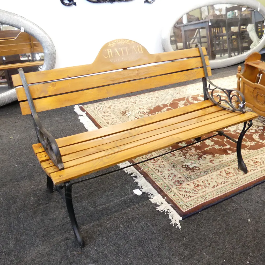 BENCH SEAT w. STENCILLED TEXT 'CHATEAU' L.1200mm Image 1++