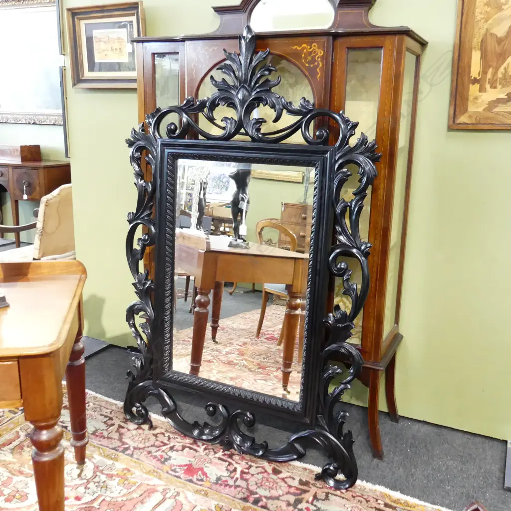 LG MIRROR w. ORNATE BLACK FRAME 1535x990mm Image 1++