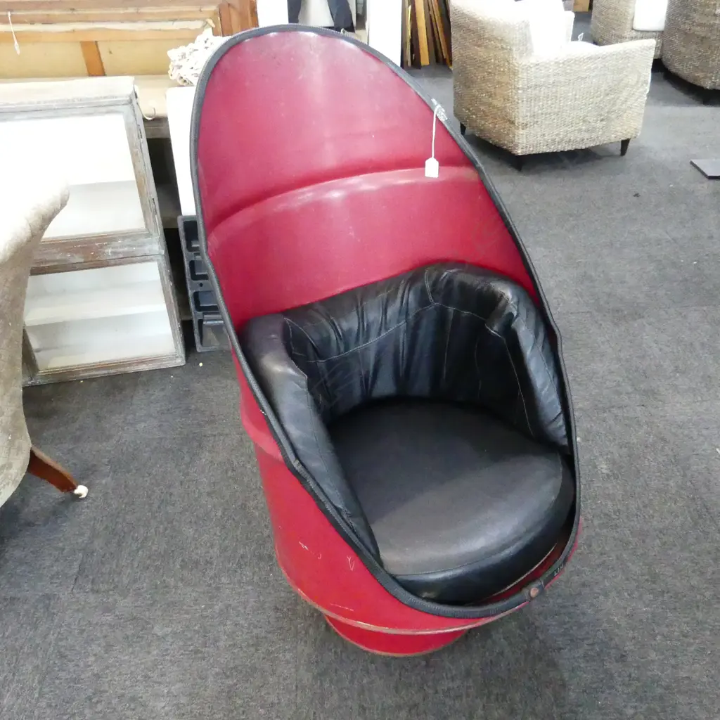 VINTAGE OIL DRUM CHAIR H.1100MM Image 1++