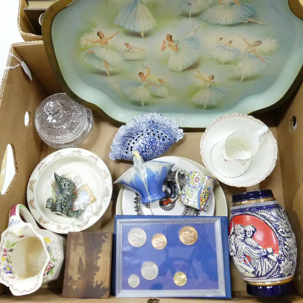 BOX LOT MISC INCL CROWN LYNN, COINS, MASONS, OLD BALLERINA TRAY, BUNNYKINS ETC.. Image 1++