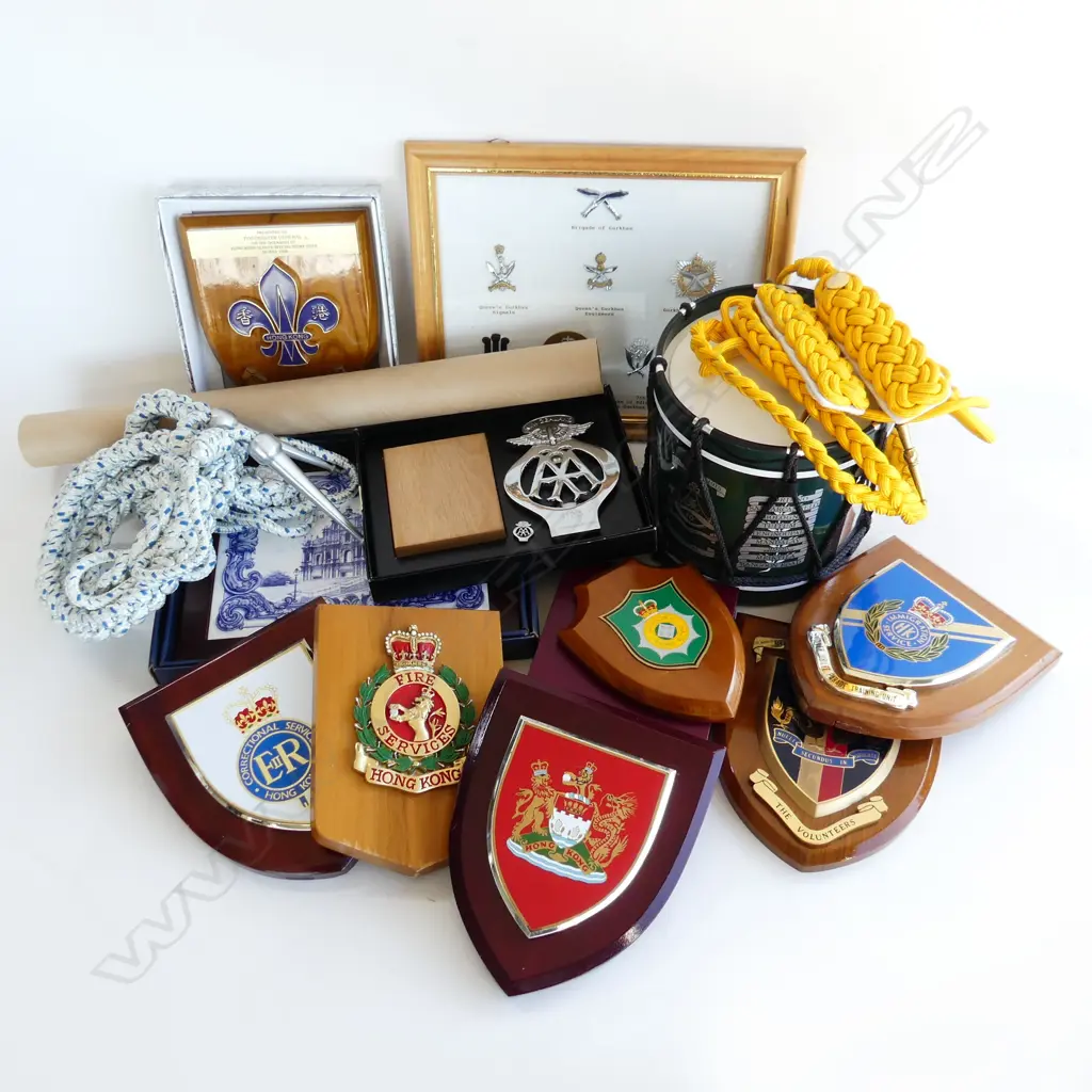 BOX LOT ASST. HERALDIC SHEILDS, DRUM ICE BUCKET ETC Image 1++