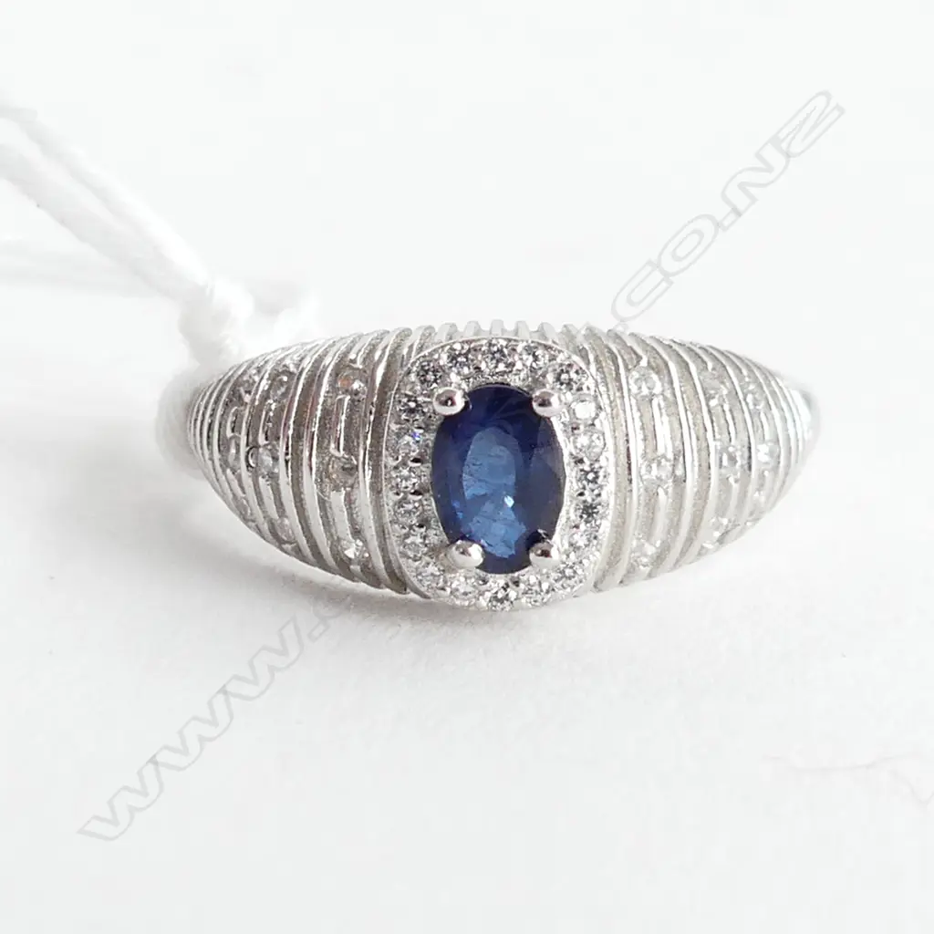 BLUE SAPPHIRE & CRYSTAL 925 SILVER PLATED ADJUSTABLE COSTUME JEWELLERY RING  Image 1++