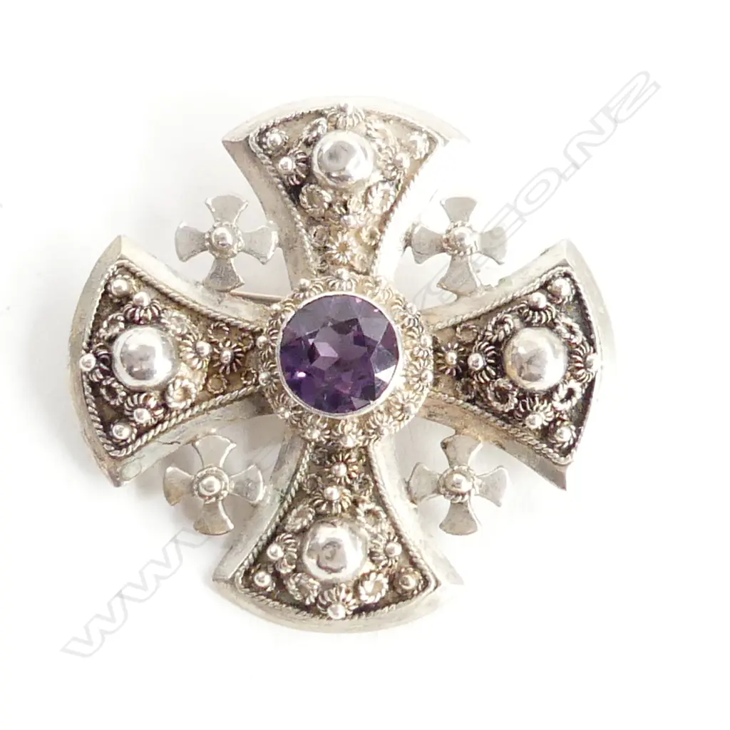  STG SILVER PALESTINE BROOCH WITH AMETHYST CENTRAL STONE 4CM DIAM. Image 1++
