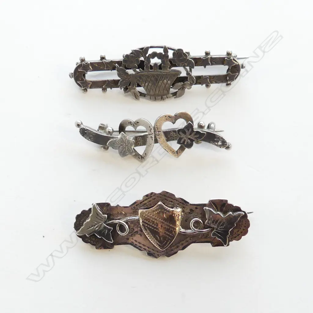  3 STERLING SILVER BAR BROOCHES, ONE WITH GOLD SHIELD Image 1++