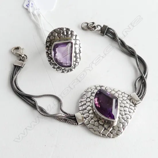 925 SILVER & AMETHYST RING & BRACELET SET 32 GRAMS