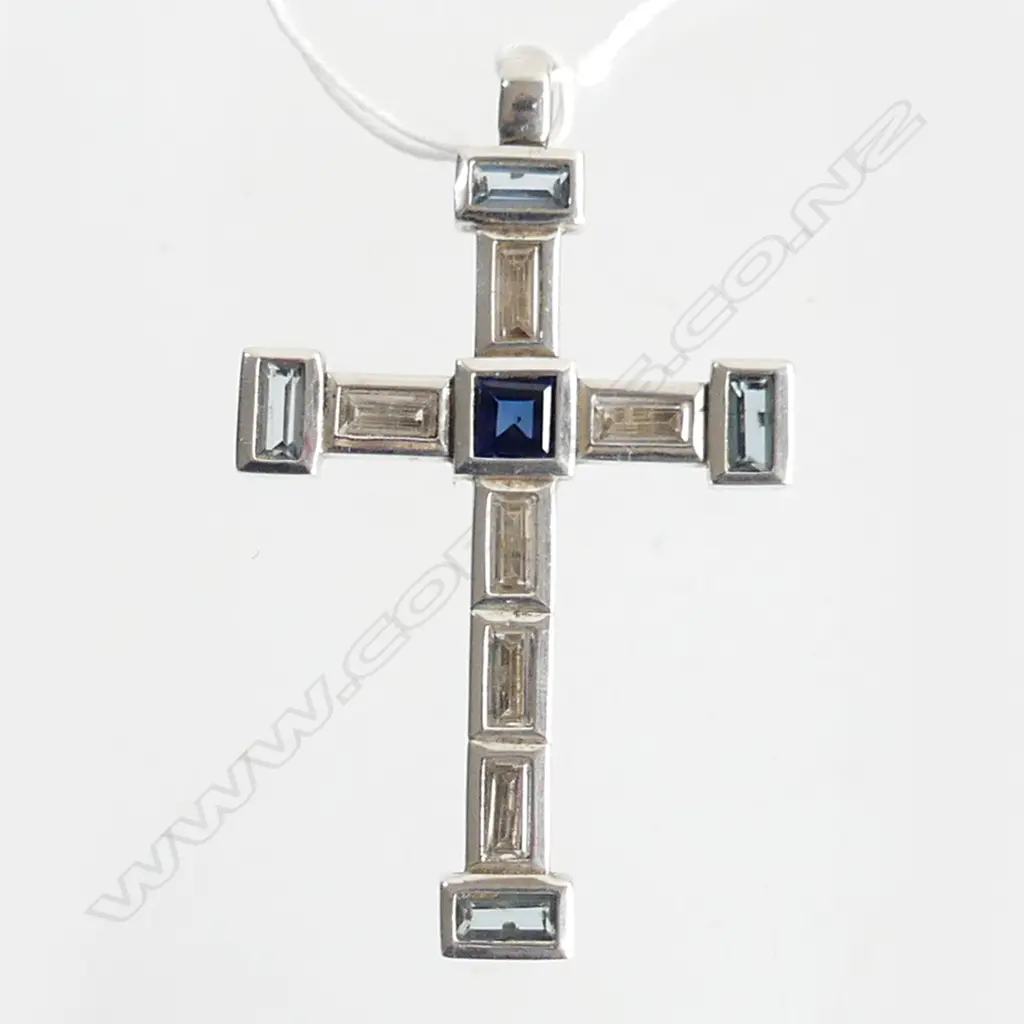 LG S SILVER CROSS WITH COLOURED STONES, 6.5 X 4CM Image 1++