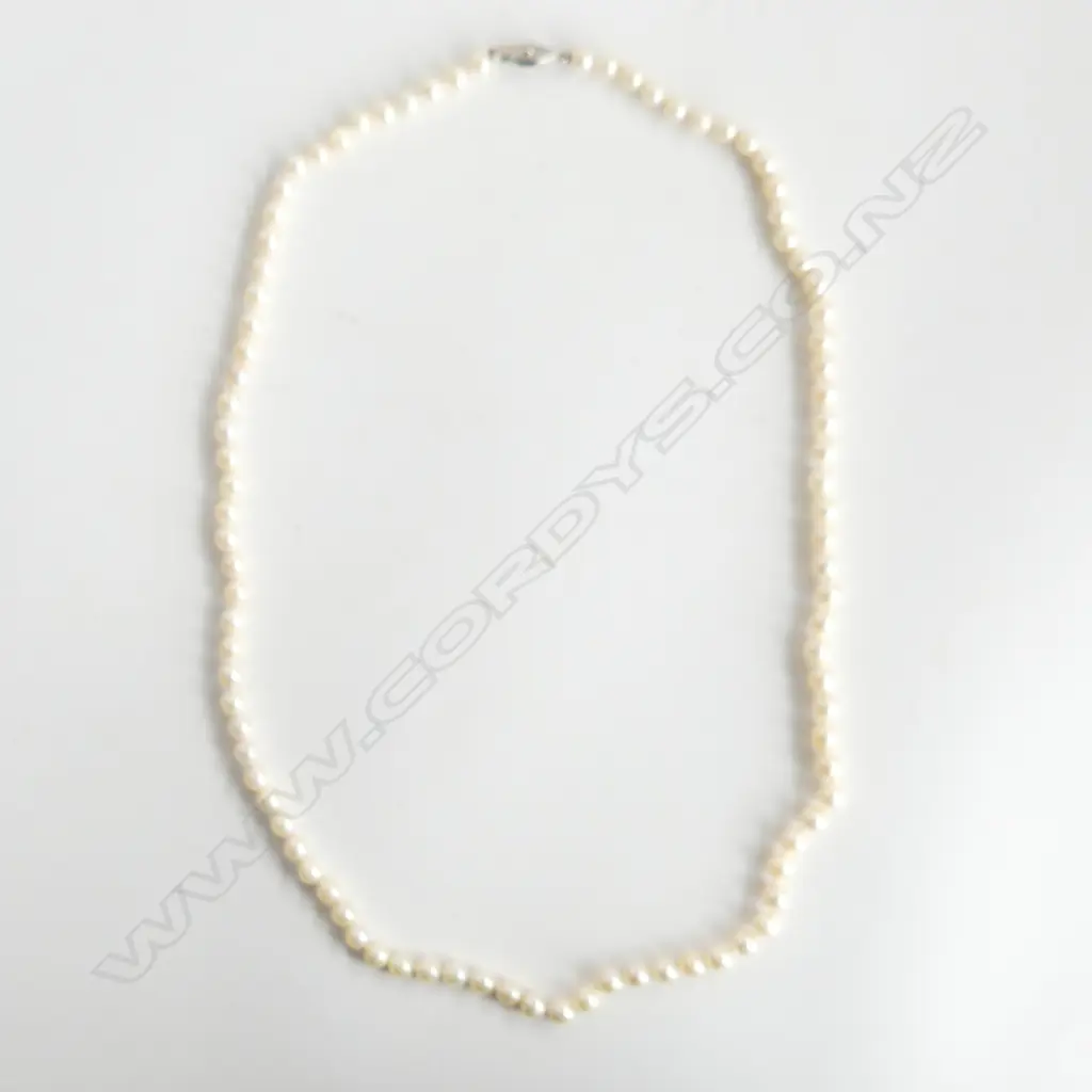  STRING OF CULTURED PEARLS 31CM Image 1++