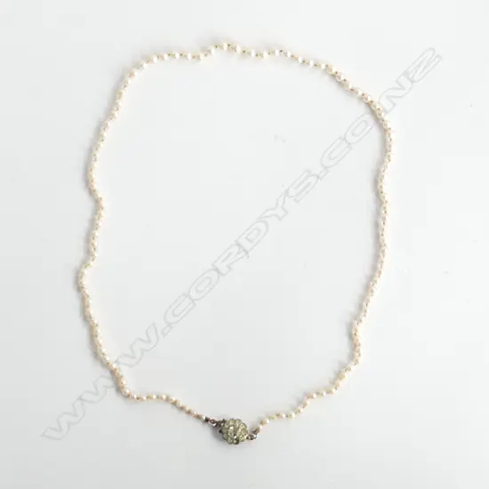  STRING OF SMALL CULTURED PEARLS 24CM 