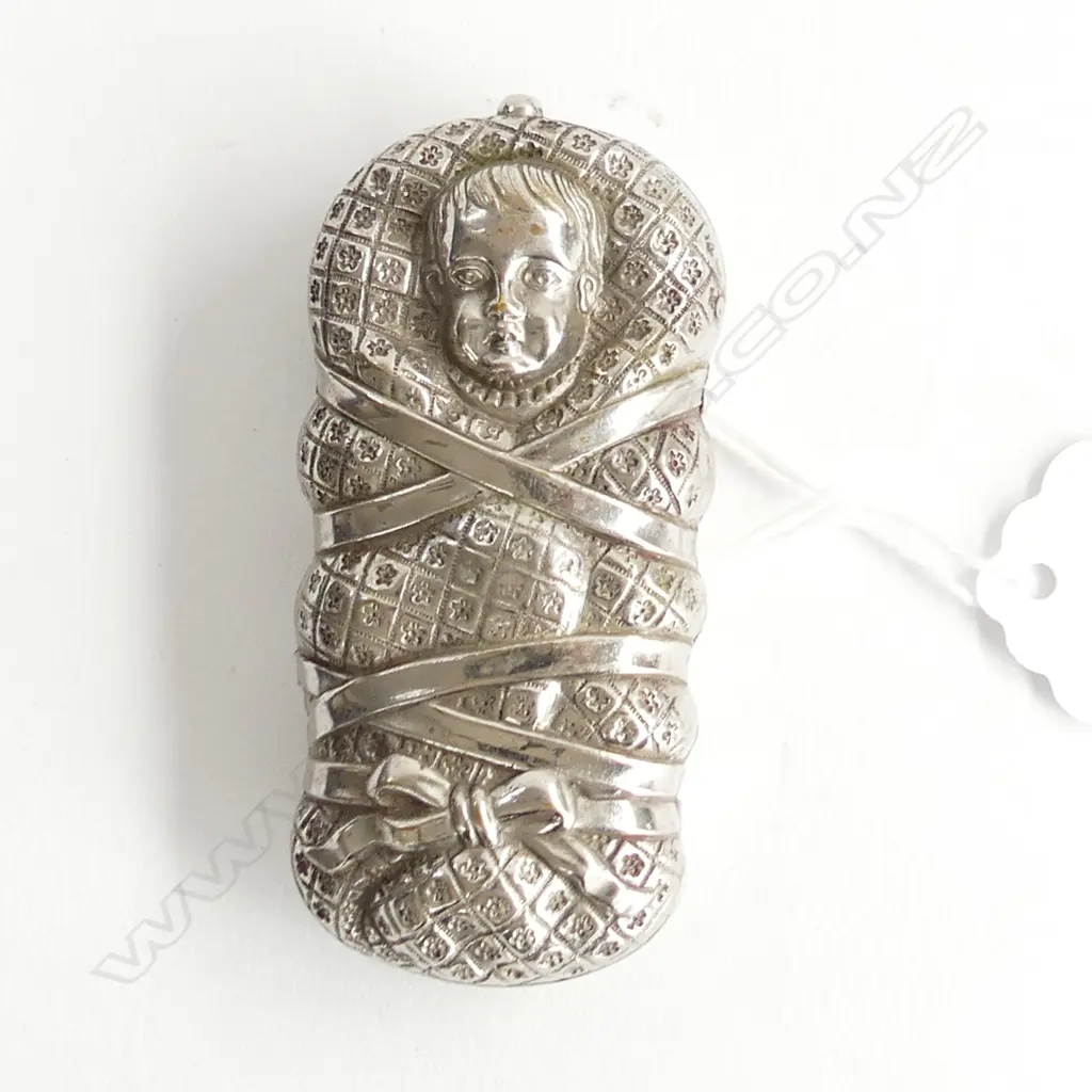   SILVER PLATE NOVELTY VESTA CASE, BABY IN SWADDLING CLOTHES Image 1++