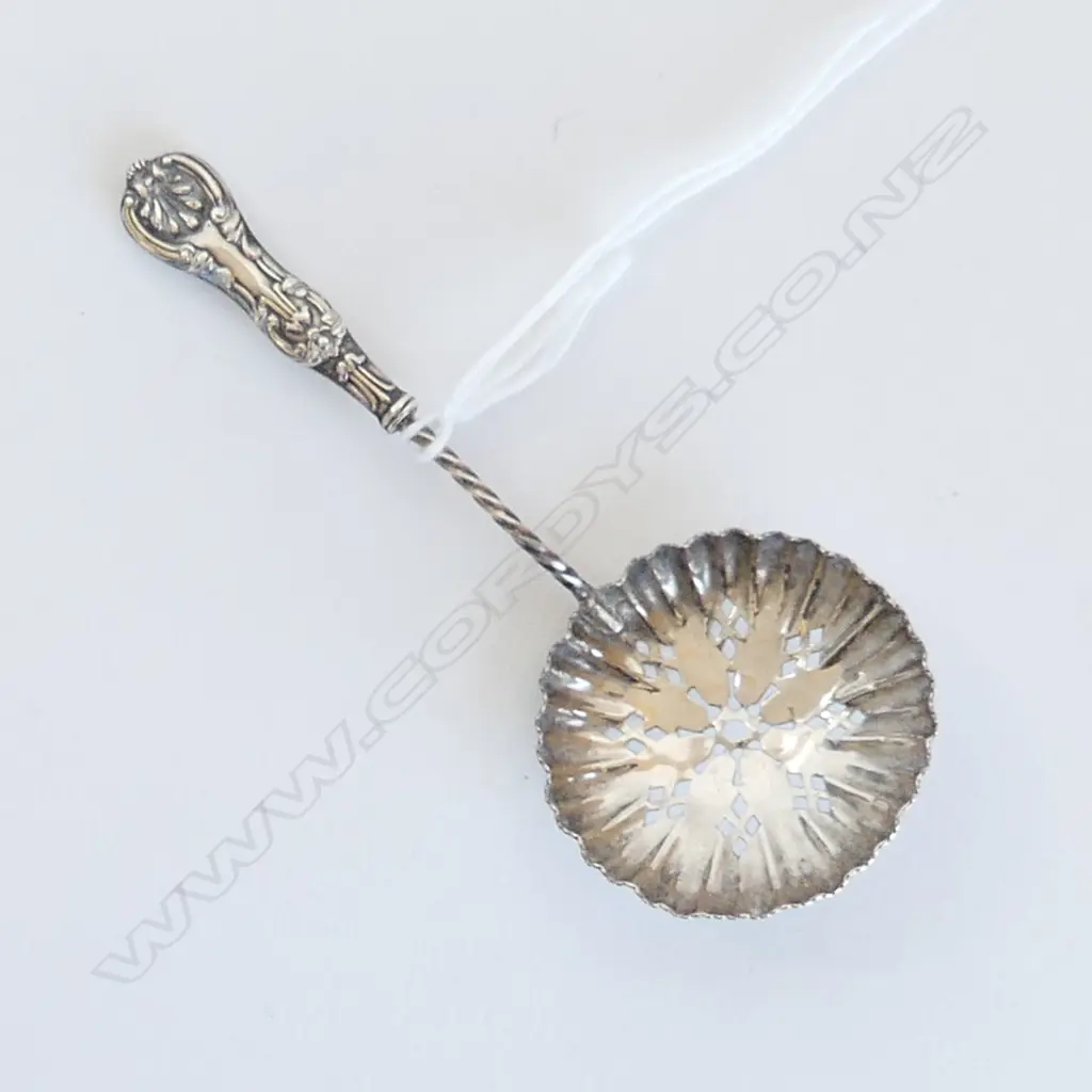 EDW. SILVER CADDY SPOON pierced fluted circular bowl. Birmingham 1904  Image 1++