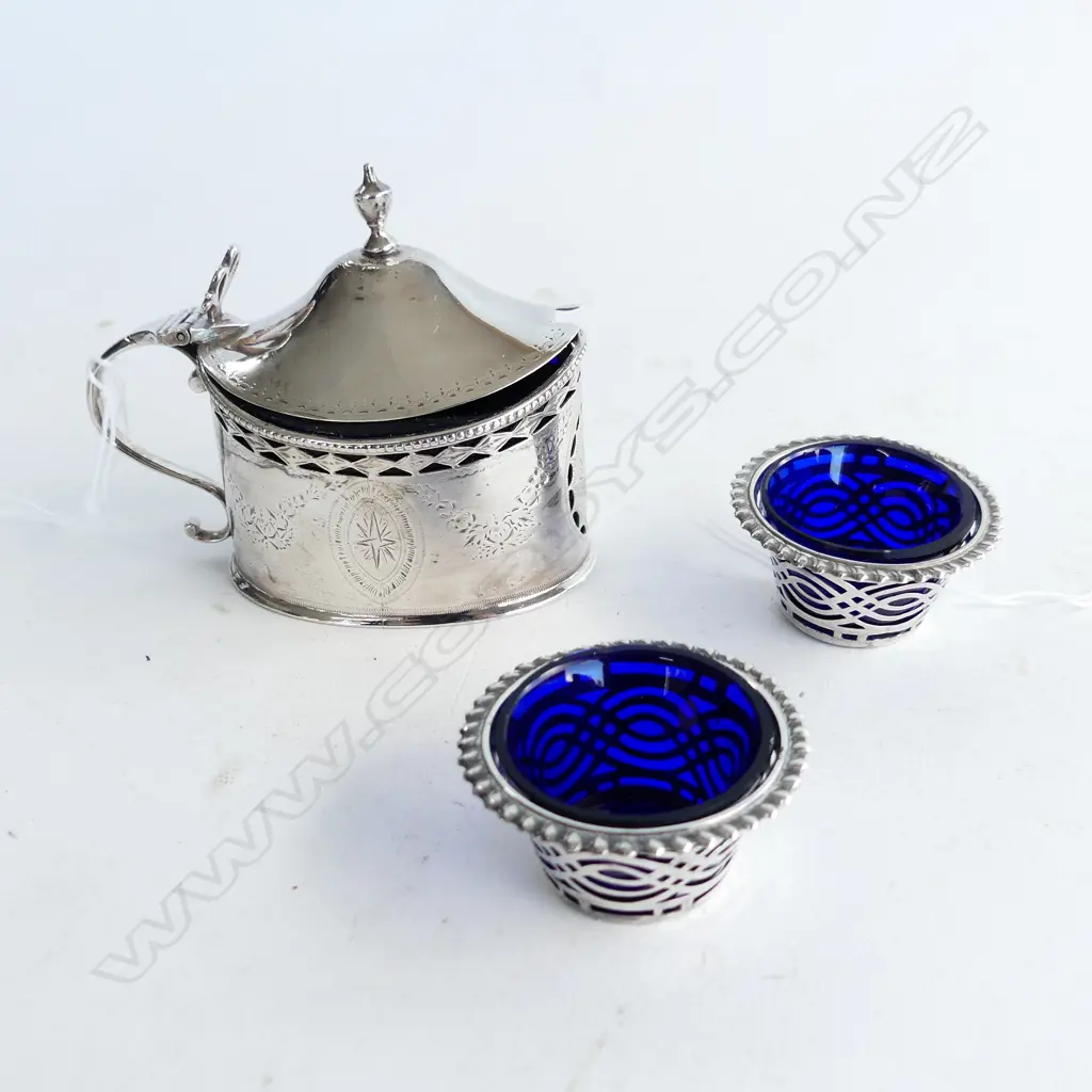 PR STG SILVER & BLUE GLASS SALTS + DECORATIVE STG & BLUE GLASS LINED LIDDED MUSTARD CONTAINER (L 90mm 92GMS STG WGT ONLY Image 1++