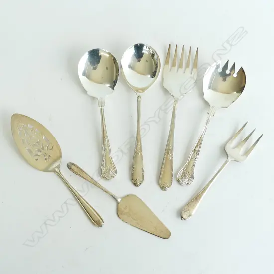 7 ASST SILVER PLATE SERVERS; CAKE SLICES, LG SPOONS & FORKS