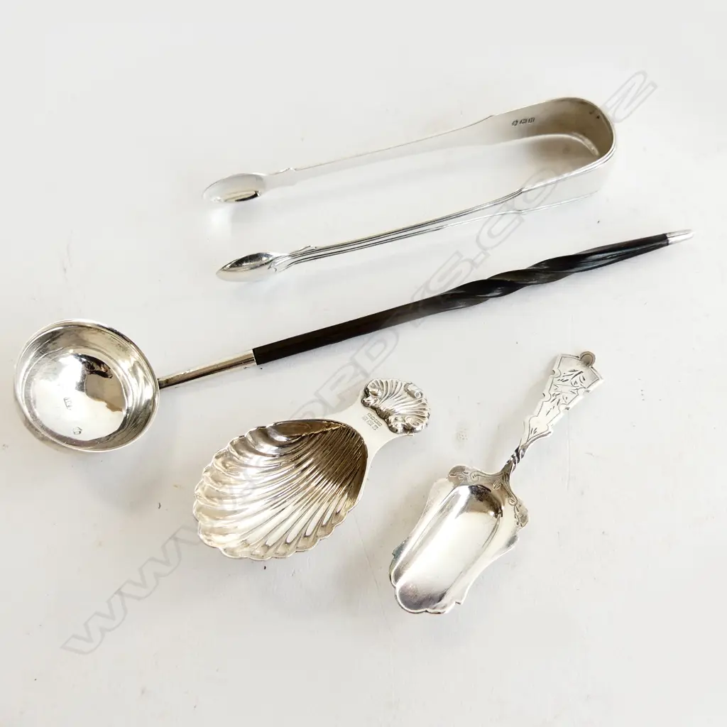 4 PCS STG SILVER; SAUCE LADLE (WOODEN HANDLE), SUGAR TONGS, SHELL SHAPED TEA CADDY SCOOP & SUGAR SPOON 88GMS Image 1++