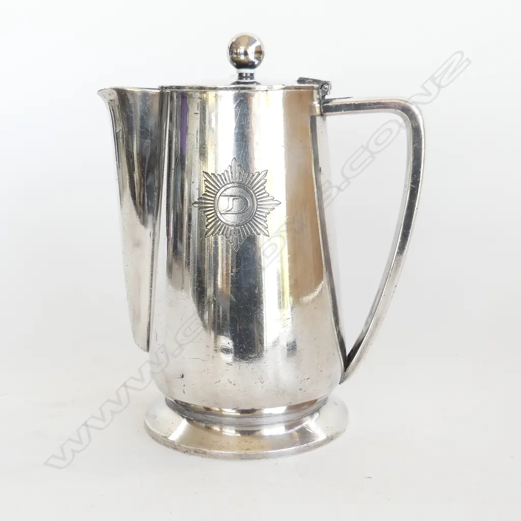 LG SILVER PLATE JUG; DIPLOMAT HOTEL H.235mm Image 1++