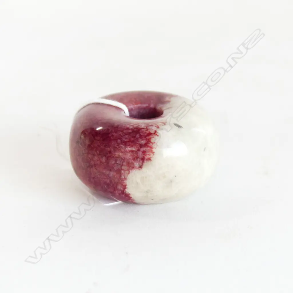 ORIENTAL RED & WHITE STONE RING 50mm dia Image 1++