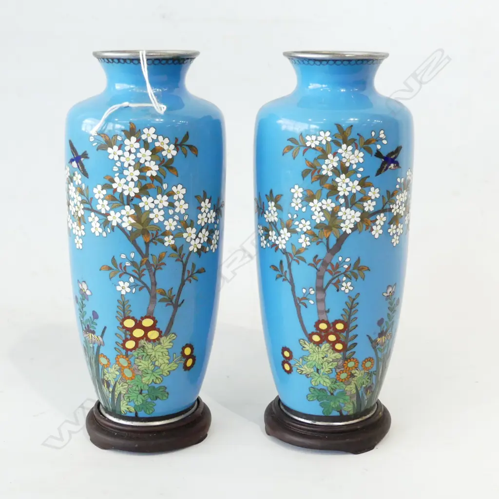 PR ORIENTAL CLOISONNE VASES H.230mm Image 1++