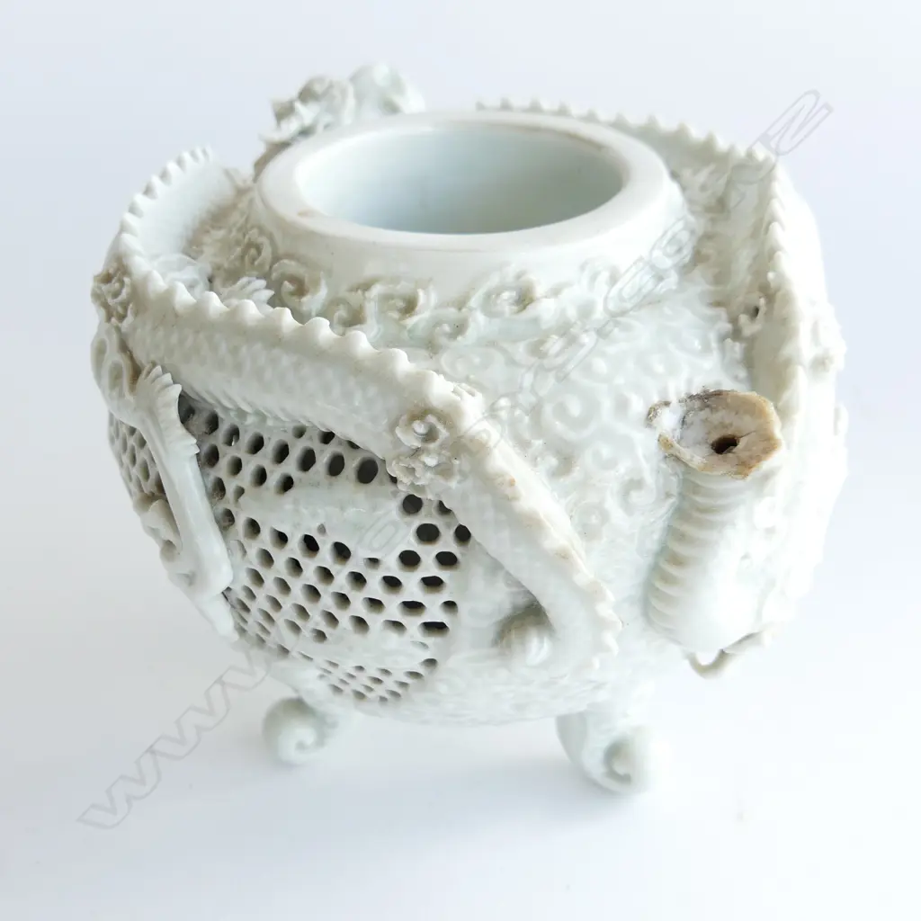 ANTIQUE CHINESE PALE FINE CELEDON PORCELAIN INCENSE BURNER 2 dragons faulted AF H.135mm Image 1++