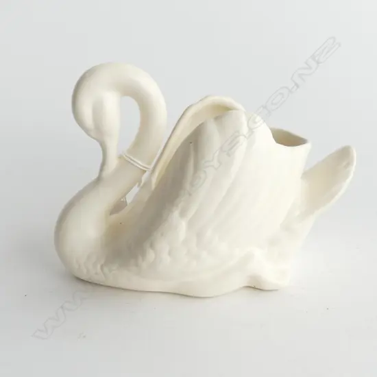 SMALL CROWN LYNN WHITE SWAN. .(DOT) 154 AND PRE 1955 MARK. W.140 H.100mm