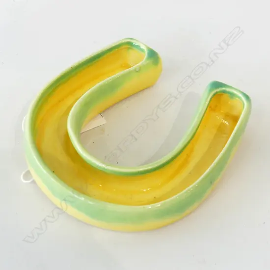 SM CROWN LYNN #434 HORSESHOE TROUGH VASE  DIA 115mm