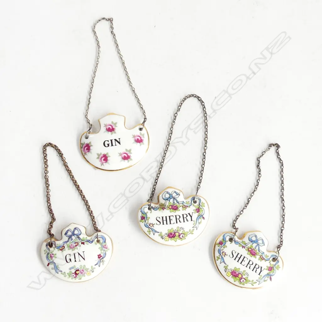 FOUR PORCELAIN DECANTER LABELS GIN & SHERRY BY CROWN STAFFORDSHIRE ETC Image 1++