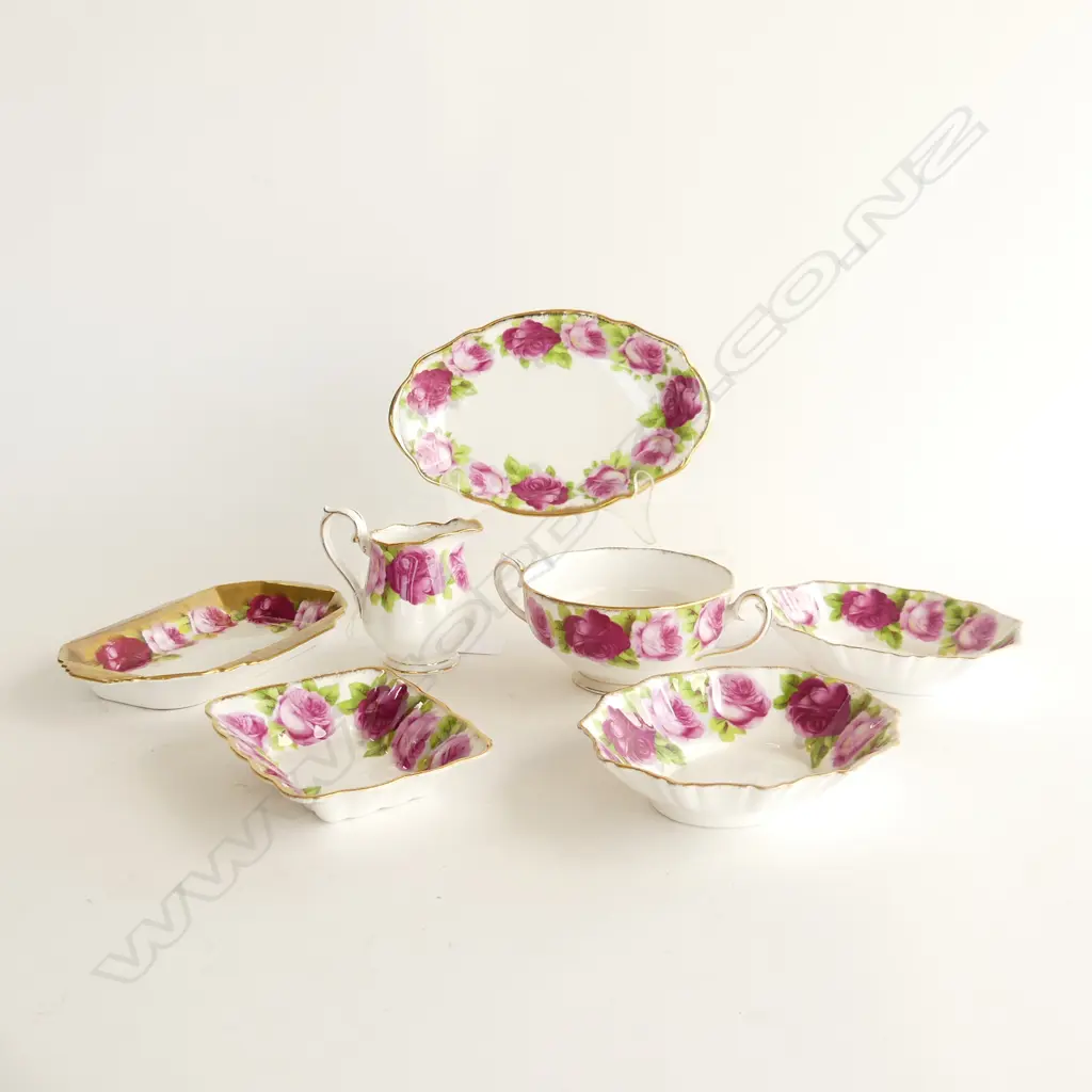 5 ROYAL ALBERT OLD ENGLISH ROSE SMALL DISHES + MILK & SUGAR 115mm dia Image 1++