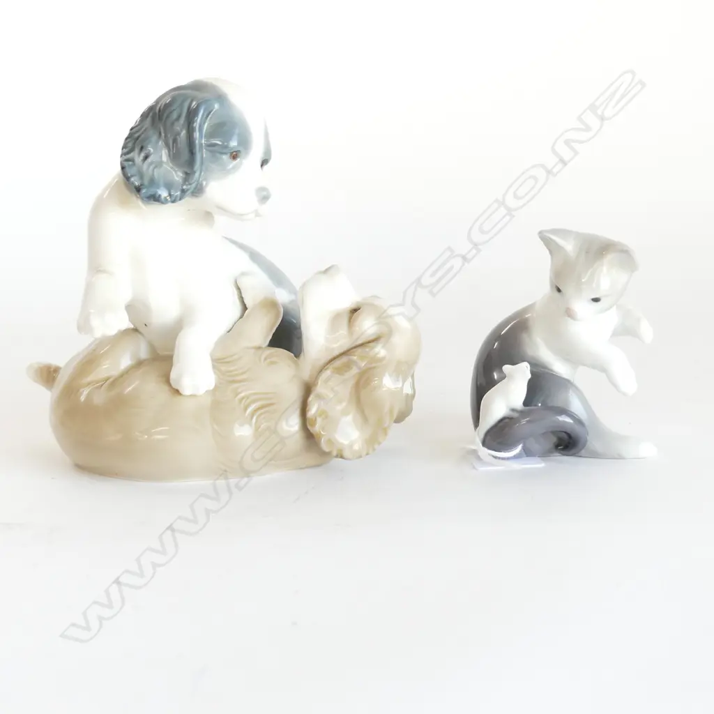 2 LLADRO ANIMAL FIGURINES; CAT & MOUSE, 2 DOGS H.130mm Image 1++