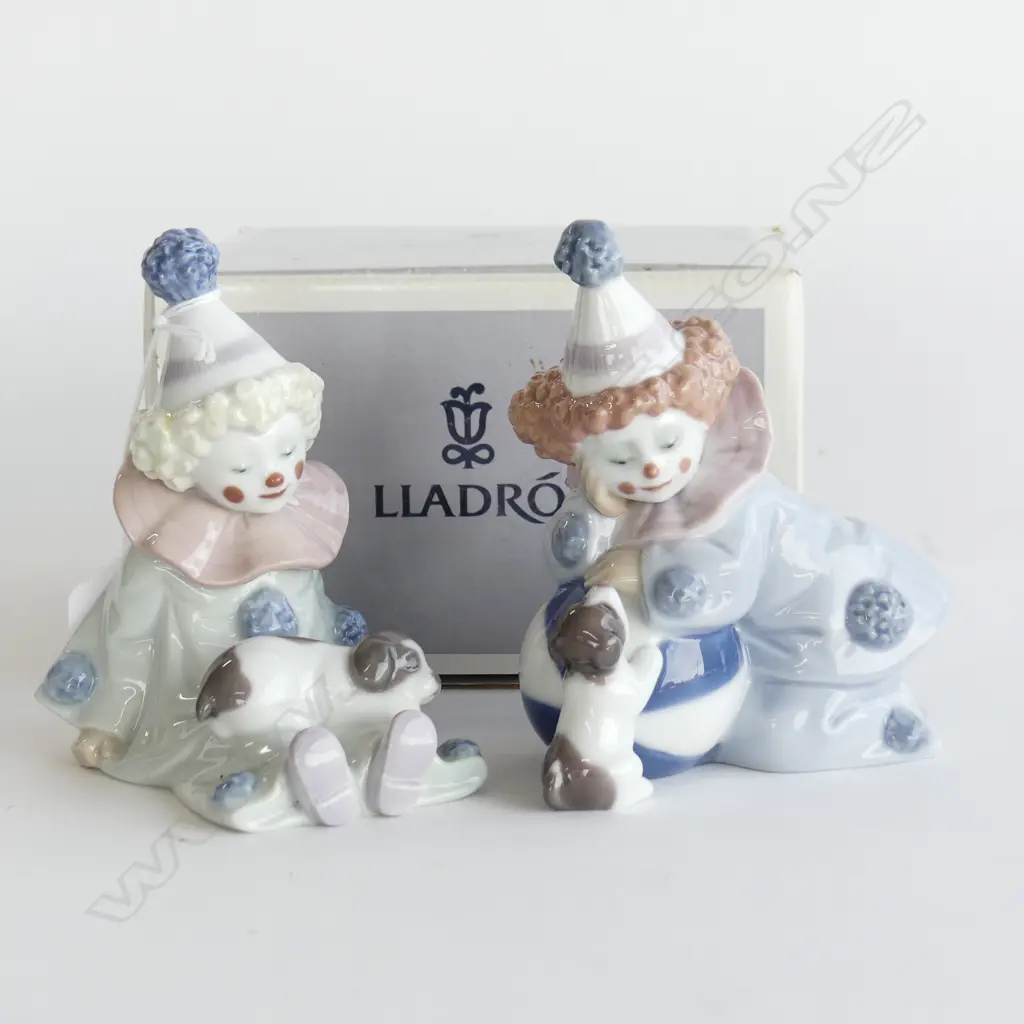 2 LLADRO CLOWNS; w. PUPPYS (1 BOXED) H.115mm Image 1++