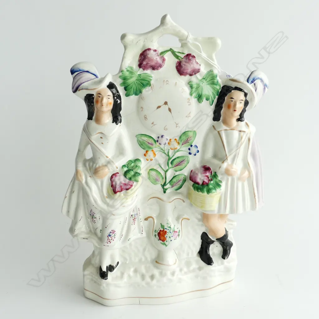 ANTIQUE STAFFORDSHIRE FLATBACK PAINTED CLOCK WITH SCOTTISH COUPLE  H. 310mm Image 1++