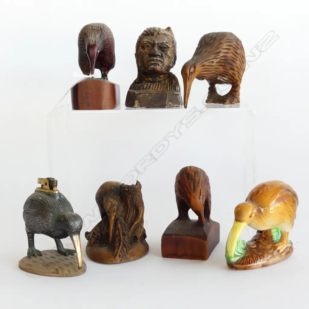 6 KIWI; 3 WOODEN, RESIN, CERAMIC & METAL TABLE LIGHTER + RESIN MAORI HEAD H.90mm Image 1++